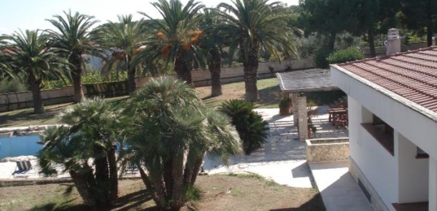 Villa Prestigiosa con piscina